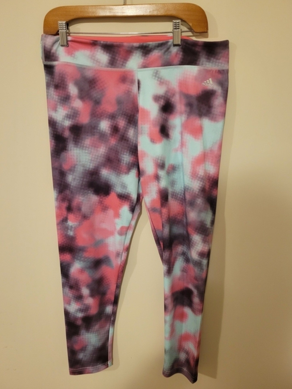 New Women's Adidas Capri Pants Large Pink Climalite Yoga Activewear Tights
